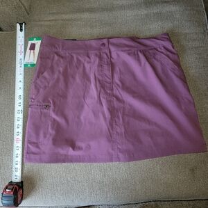 32‎ Cool Purple Skort Size XL, NWT